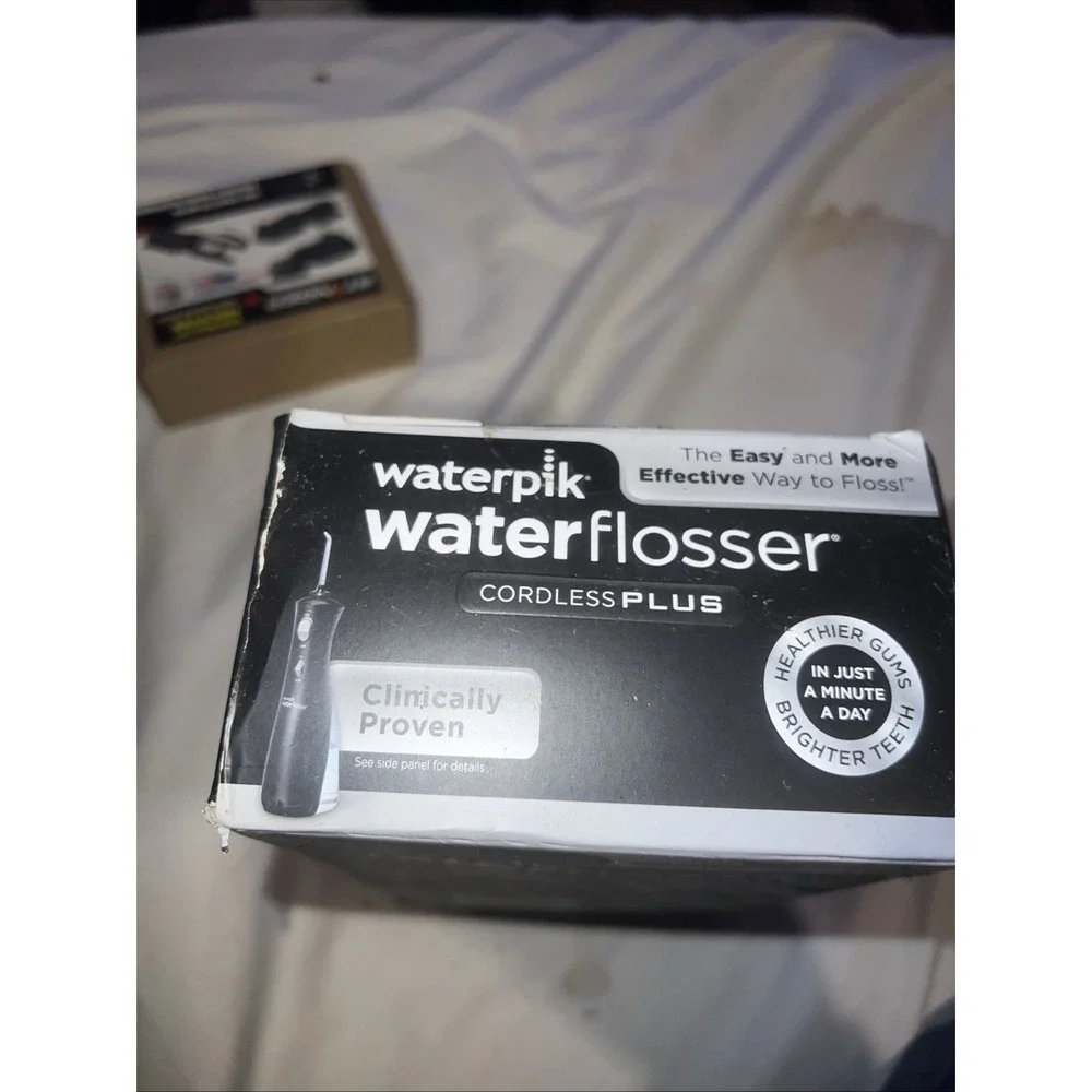 Waterpik Cordless Waterflosser‎ Cordless Plus #WP-462W - NEW In Box Damage